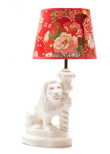 Lamp Lion